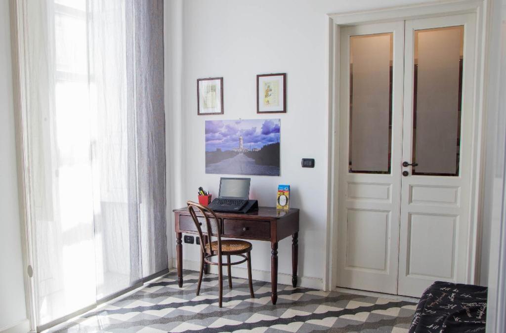 Casa Vacanze L'Altra Diaz Syrakusa Exteriör bild