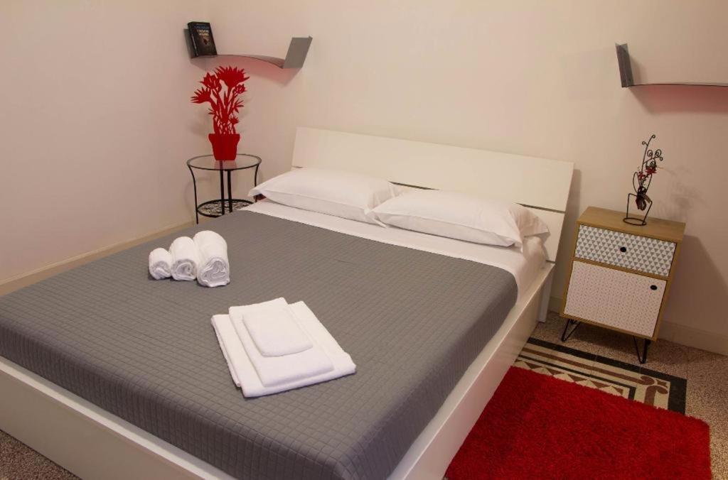 Casa Vacanze L'Altra Diaz Syrakusa Exteriör bild