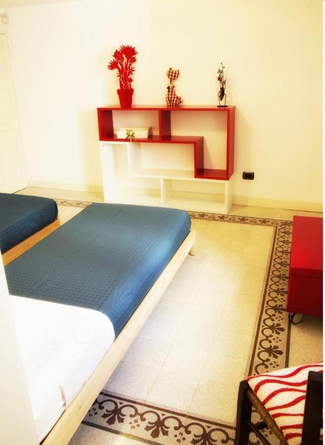 Casa Vacanze L'Altra Diaz Syrakusa Exteriör bild